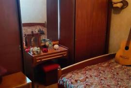 Продается квартира, 5 Kомнатная, Старое здание, Кутаиси