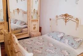 Продается квартира, 5 Kомнатная, Старое здание, Кутаиси