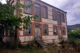 House For Sale, Tsnori