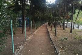 Продается квартира, 5 Kомнатная, Старое здание, Тбилиси, Чугурети