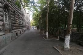 Продается квартира, 5 Kомнатная, Старое здание, Тбилиси, Чугурети