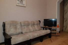 For Rent, 1 Room, Old building, Tbilisi, saburtalo