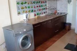 Аренда квартир посуточно, 3 Kомнатная, Старое здание, Тбилиси, Авлабари