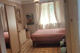Продается квартира, 3 Kомнатная, Старое здание, Тбилиси, Мухиани