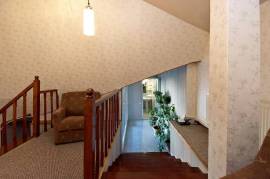 For Rent, 6 Room, Old building, Tbilisi, Krtsanisi