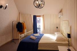 For Rent, 6 Room, Old building, Tbilisi, Krtsanisi