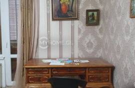 Apartment for sale, 5 Room, Old building, Tbilisi, saburtalo
