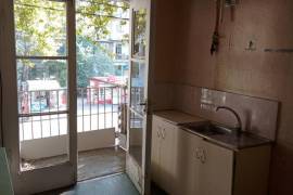 Apartment for sale, Old building, saburtalo