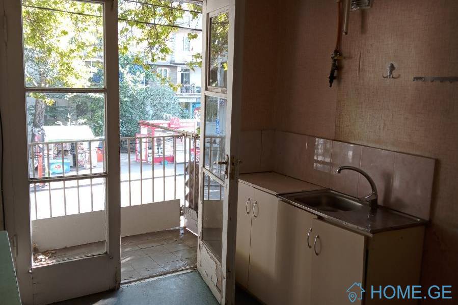 Apartment for sale, 1 Room, Old building, Tbilisi, saburtalo