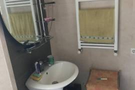 ქირავდება ბინა, 2 ოთახიანი, ახალი აშენებული, თბილისი, საბურთალო