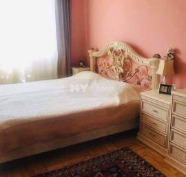 Продается квартира, 4 Kомнатная, Старое здание, Тбилиси, Дидубе