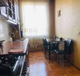 Продается квартира, 4 Kомнатная, Старое здание, Тбилиси, Дидубе