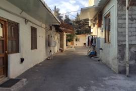 House For Sale, Ortachala