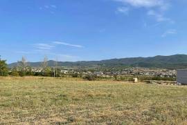 Land For Sale, Saguramo