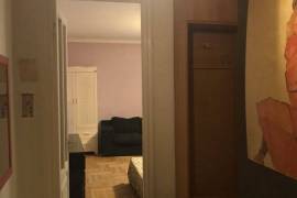 For Rent, 2 Room, Old building, Tbilisi, saburtalo