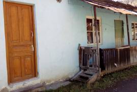 House For Sale, Likani