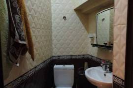 For Rent, 4 Room, Old building, Tbilisi, Krtsanisi