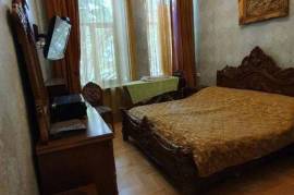 For Rent, 4 Room, Old building, Tbilisi, Krtsanisi