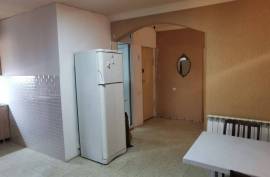 For Rent, 2 Room, Old building, Tbilisi, saburtalo