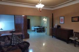 For Rent, 2 Room, Old building, Tbilisi, saburtalo