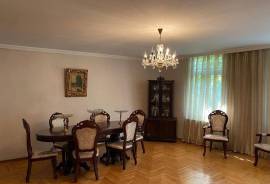 House For Sale, Nadzaladevi
