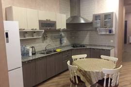 Apartment for sale, 3 Room, Old building, Batumi