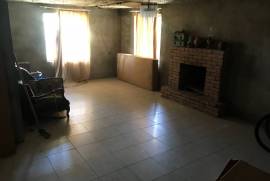 House For Sale, Betania