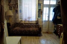 House For Sale, Sanzona