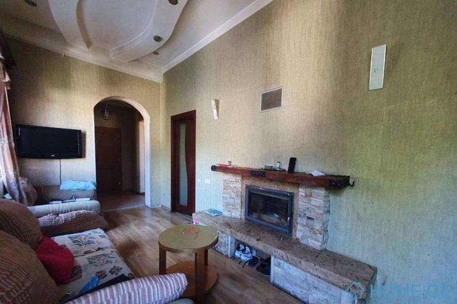 Продается квартира, 8 Kомнатная, Старое здание, Тбилиси, Сололаки