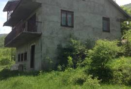 House For Sale, vake