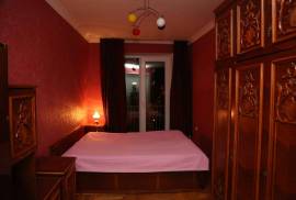 Продается квартира, 4 Kомнатная, Старое здание, Тбилиси, saburtalo