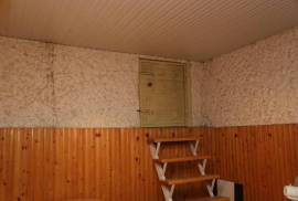 Продается квартира, 4 Kомнатная, Старое здание, Тбилиси, saburtalo