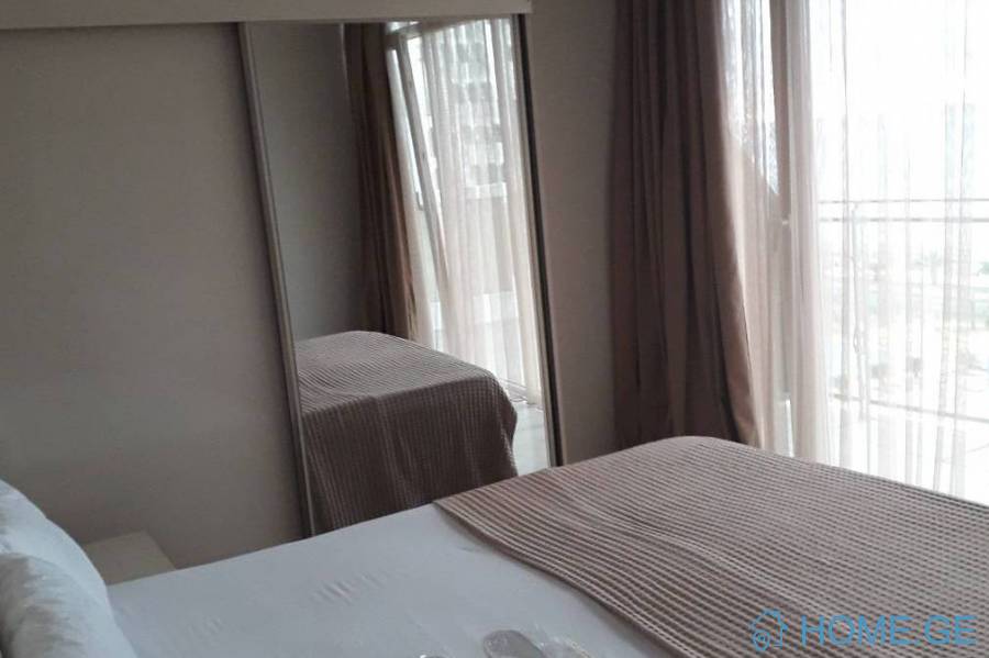 Daily Apartment Rent, 2 Room, New building, Batumi
