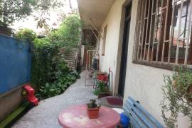 House For Sale, Nadzaladevi