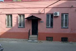 Apartment for sale, Old building, Mtatsminda