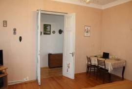 Продается квартира, 8 Kомнатная, Старое здание, Тбилиси, Мтацминда