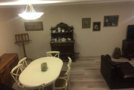 House For Sale, Tskneti