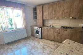 House For Rent, Ortachala