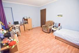 Apartment for sale, Old building, Didube