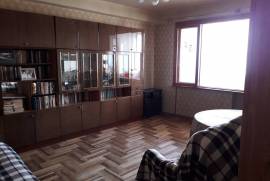 Apartment for sale, Old building, Nutsubidze plateau