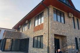 იყიდება სახლი, 6 ოთახიანი, თბილისი, დიღომი 1-9