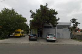 იყიდება, უნივერსალური კომერციული ფართი