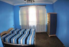 House For Sale, Nadzaladevi