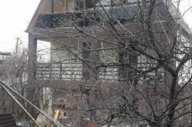 იყიდება სახლი, 7 ოთახიანი, თბილისი, სოფ. გლდანი