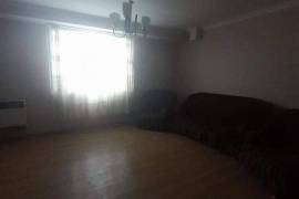For Rent, 3 Room, Old building, Tbilisi, saburtalo