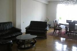 Apartment for sale, 4 Room, Old building, Tbilisi, Mtatsminda