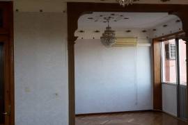 Apartment for sale, Old building,  Zugdidi