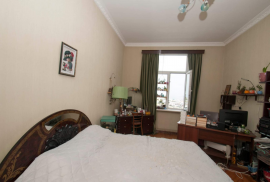 Apartment for sale, Old building