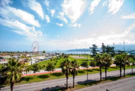 Apartment for sale, 6 Room, Old building, Batumi