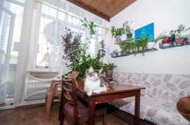 Apartment for sale, 6 Room, Old building, Batumi